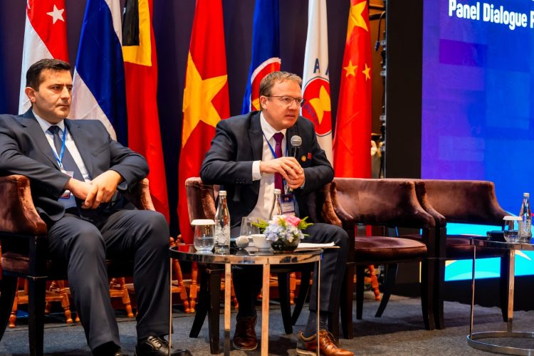 high level meeting 10-01 high level meeting 10-01